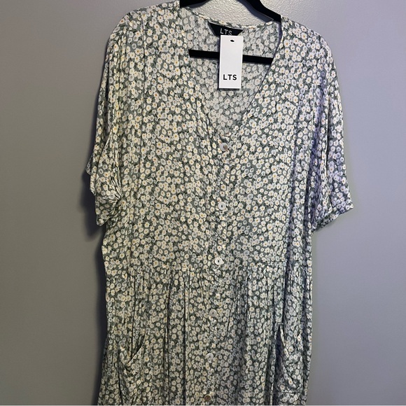 LTS Floral Sun Dress - Picture 3 of 9